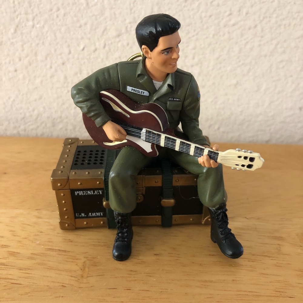 Elvis Presley A Long Way From Home Carlton Cards 2000 Musical Christmas Ornament
